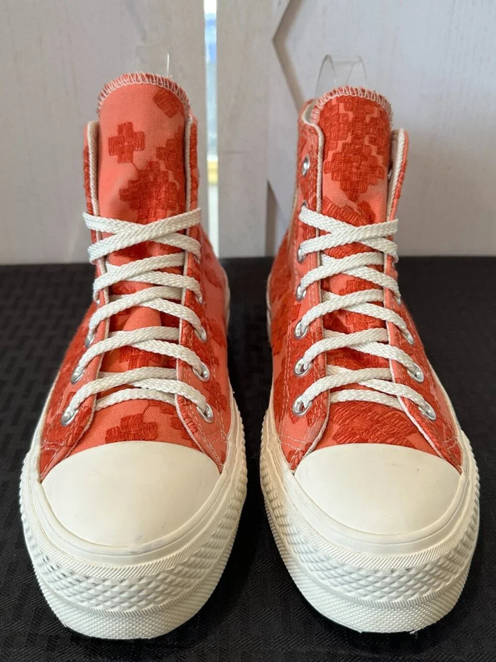Chuck Taylor All Star Lift Platform Tonal Embroidery Women’s 6.5 - Picture 5 of 14